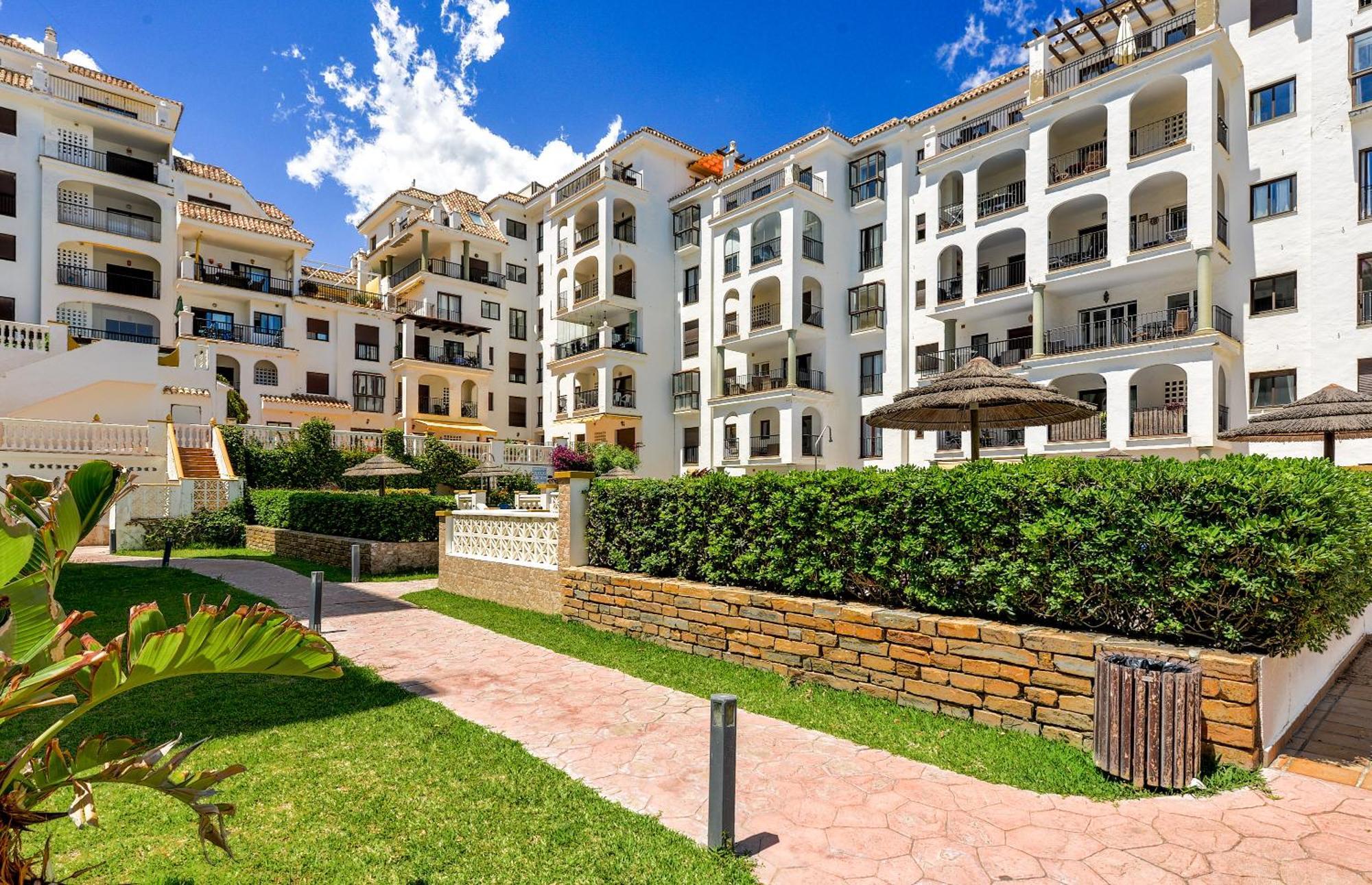 Duquesa Port Retreat Apartment Manilva Exterior photo